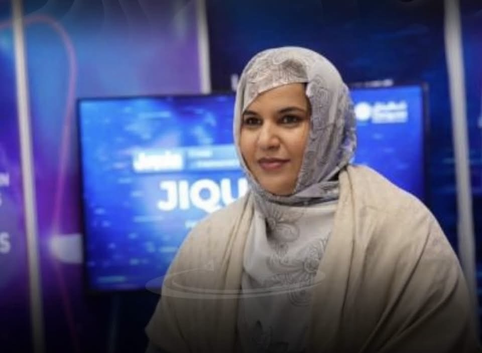عيشه بنت البشر مديرة مساعدة في شركة شنكيتل